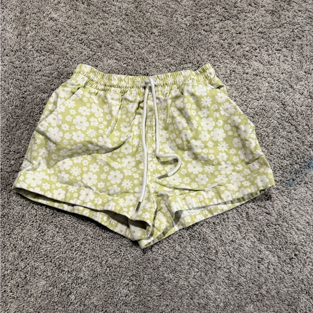 Forever 21 Floral Yellow Women's Athletic Shorts